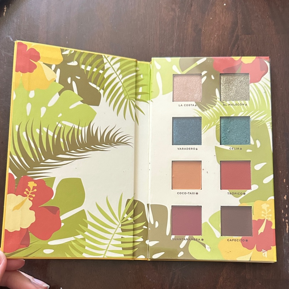 Reina del Caribe Vol. 1 palette